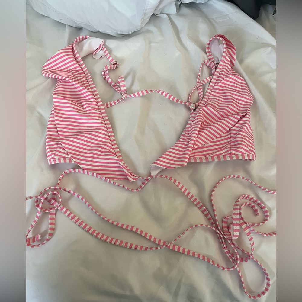 Misguided bikini top pink stripes